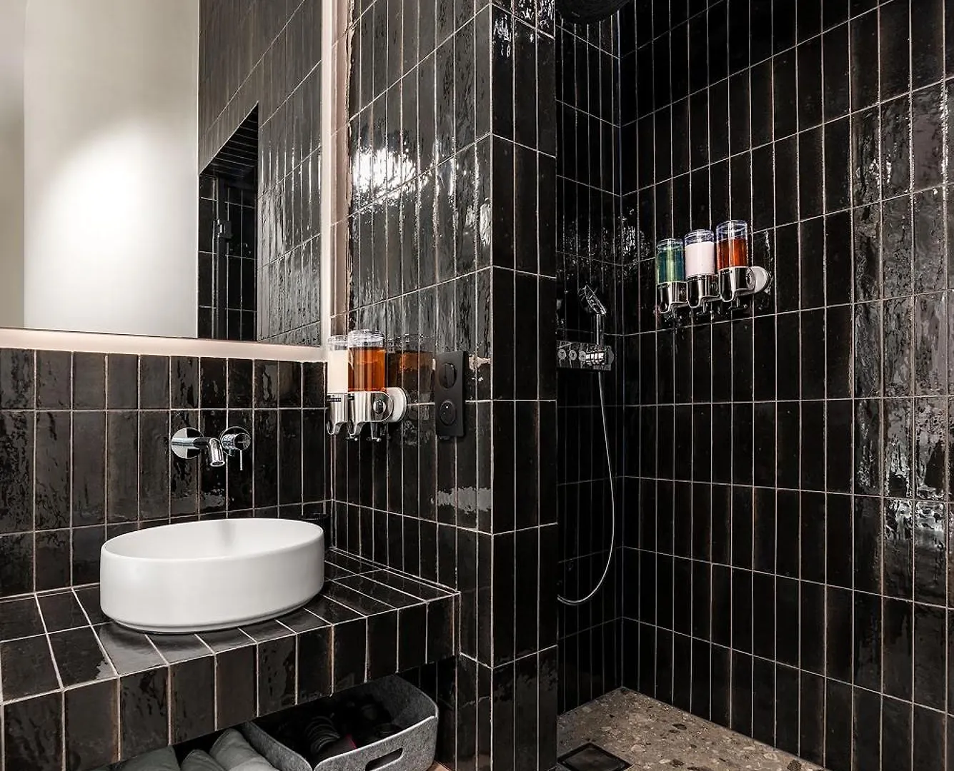 Luxury Residence In Old Marais, 3 Bedroom Patio, Sauna, Fitness Room, Ac Paris 0*,  France