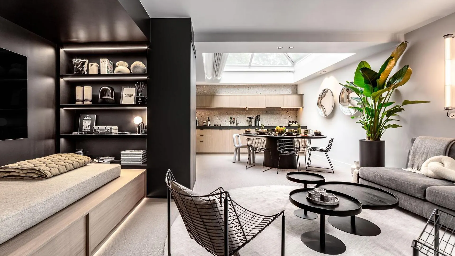 Luxury Residence In Old Marais, 3 Bedroom Patio, Sauna, Fitness Room, Ac Paris Apartment